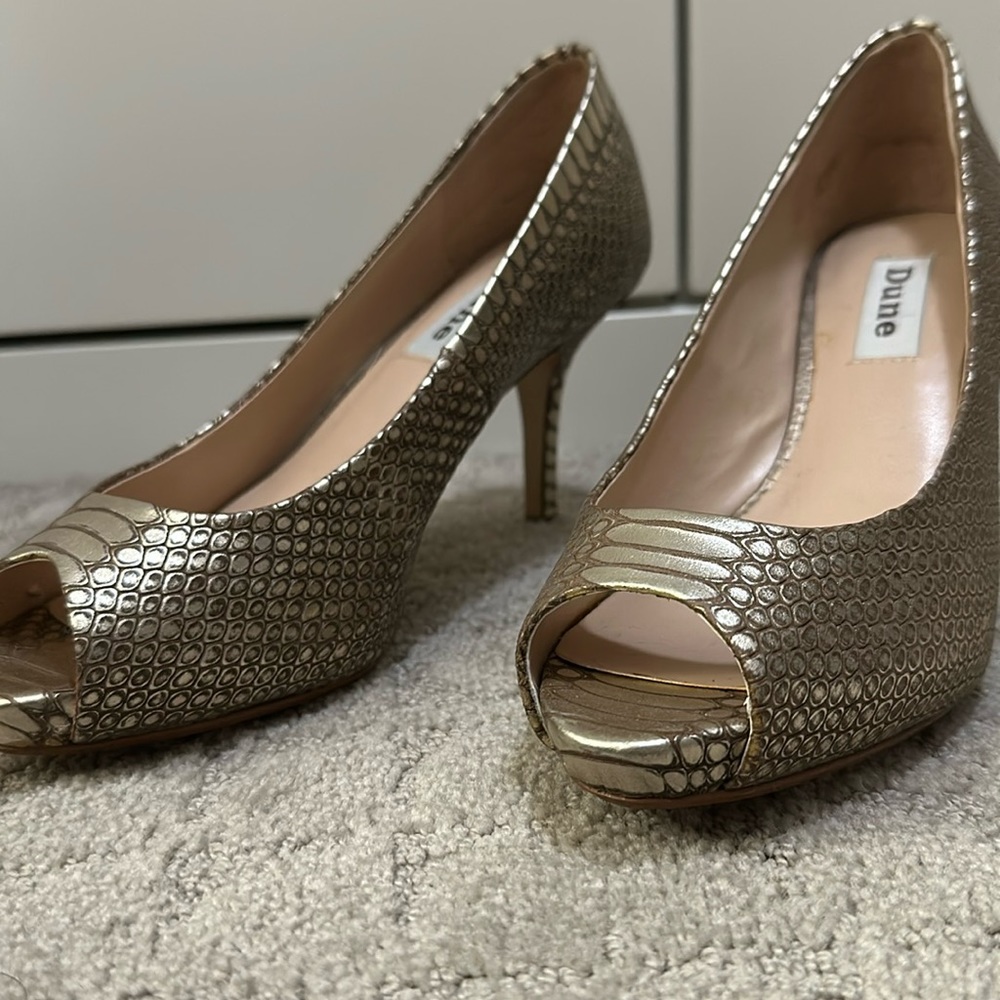 Brand new Dune London open toe shoes. Gold snakeskin embossed.